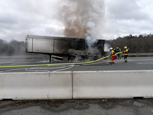 #14/21: PKW/LKW Brand